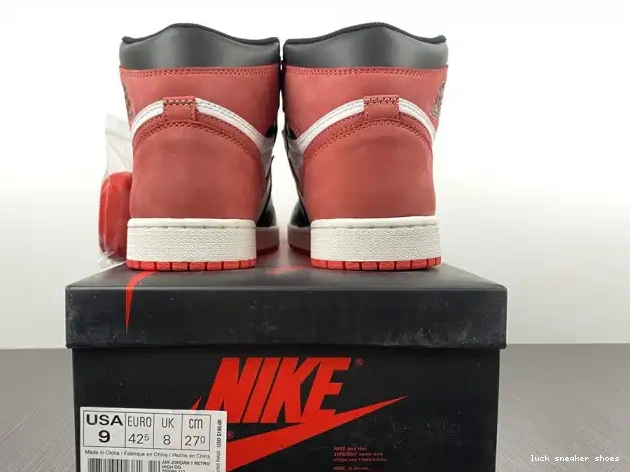 Reps LUCY 'Track High 555088-112 Air Red' Jordan 1 OG Retro 0522